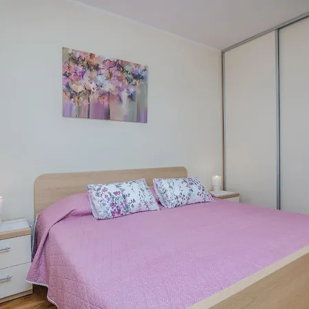 Marina By Interhome Daire Porat (Krk)